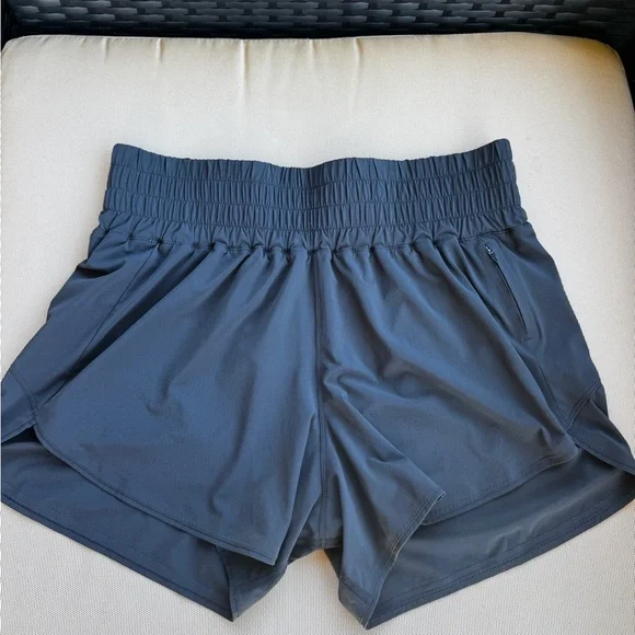 Outdoor Voices Black Women's Athletic Shorts 4 inch - Picture 8 of 12